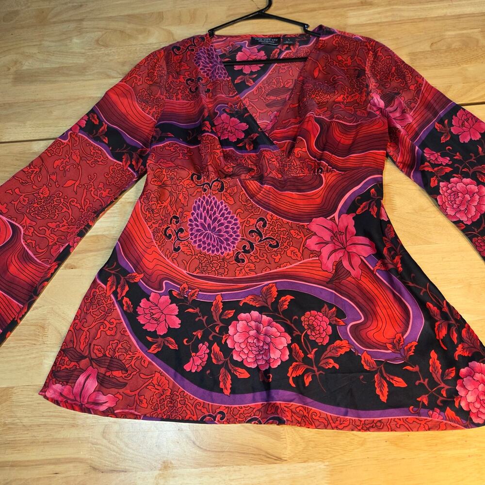 New York City design company 100% silk size large Asian print pink floral blouse